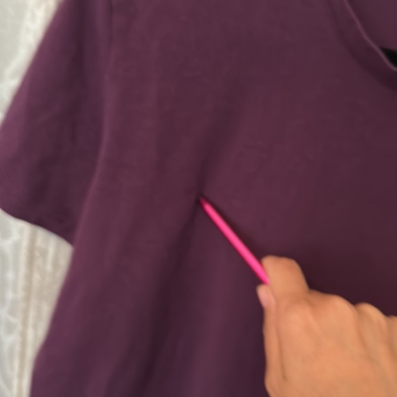 Woman’s 2x purple 2xl short sleeve purple top - Picture 4 of 4